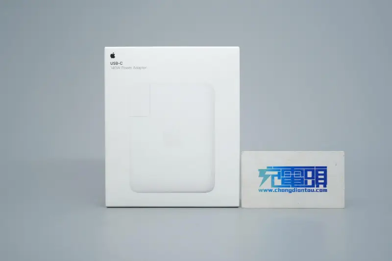 Appleの新しい140W GaN急速充電器の分解