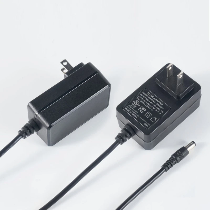 UL 認定 12V 2.5A 30W 壁掛け電源アダプター